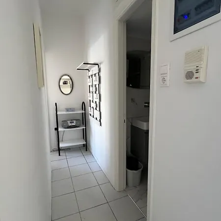 Apartmán - 2 Bedroom & Terrace I 50m To Loutráki