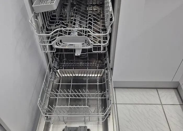 - 2 Bedroom & Terrace I 50m To