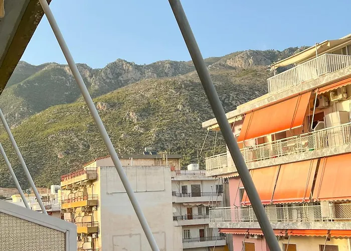 - 2 Bedroom & Terrace I 50m To Loutráki