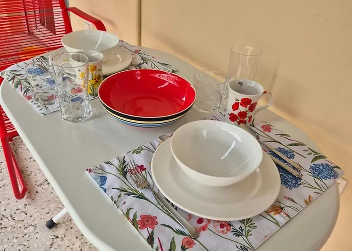 - 2 Bedroom & Terrace I 50m To Appartamento